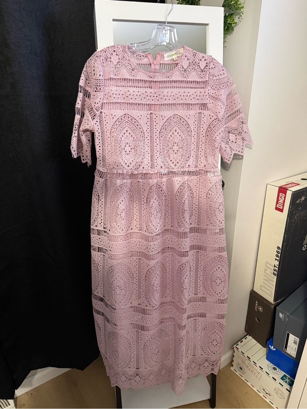 Brass & Roe by cts lace dress medium purple